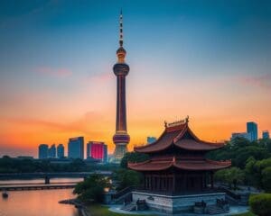 Guangzhou: Den Canton Tower und Tempel der Fünf Genien