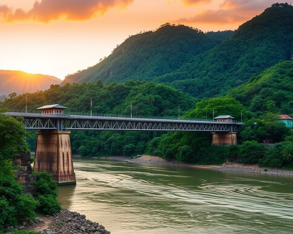 Kanchanaburi: Geschichtsträchtige Brücke und Natur in Thailand