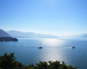 Schifffahrten auf dem Bodensee: Wasser und Berge